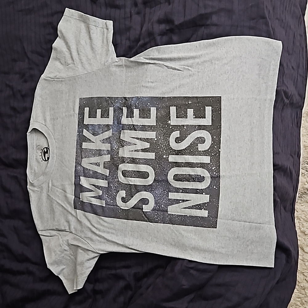 "Make Some Noise" men's t-shirt Medium, grey